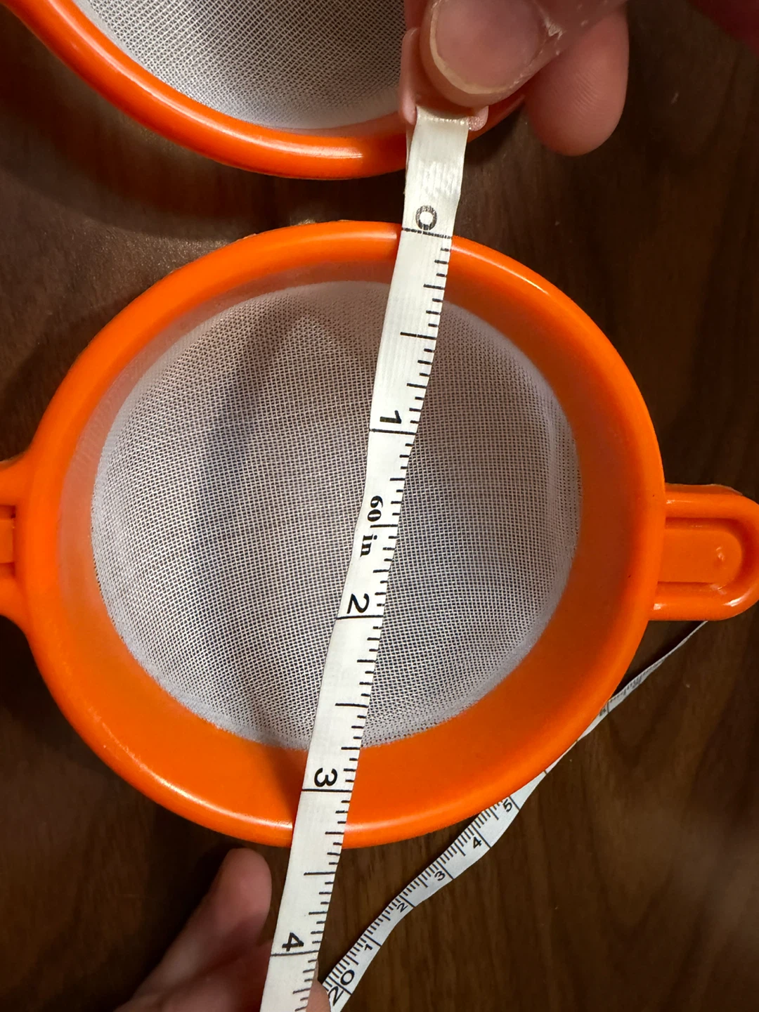 12 plastic tea strainers for $10 - photo 2