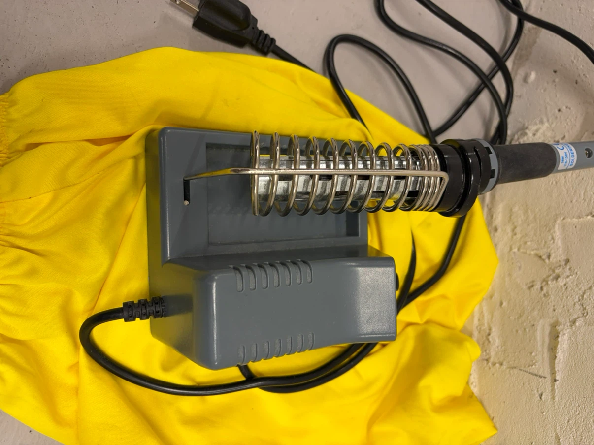 Soldering Iron with Temperature Controller
