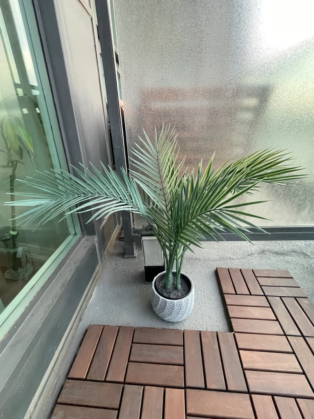 Two artificial potted plants for balcony or patio - photo 2