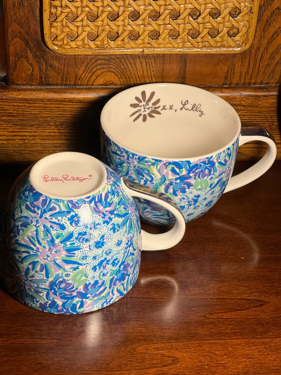 Lilly Pulitzer Ceramic Coffee Mugs Blue Floral & Gold Handles 🏈 - photo 2