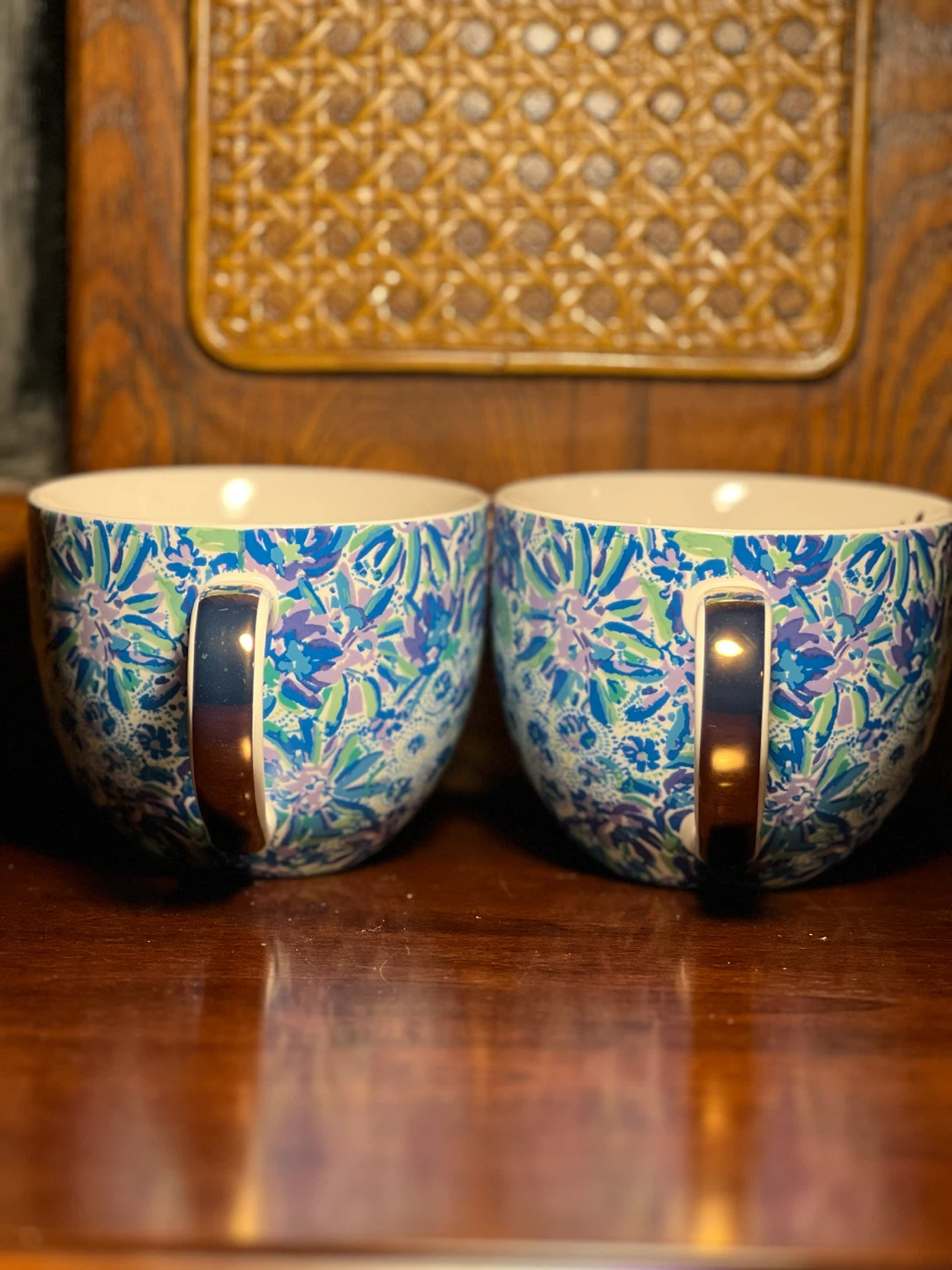 Lilly Pulitzer Ceramic Coffee Mugs Blue Floral & Gold Handles 🏈 - photo 5