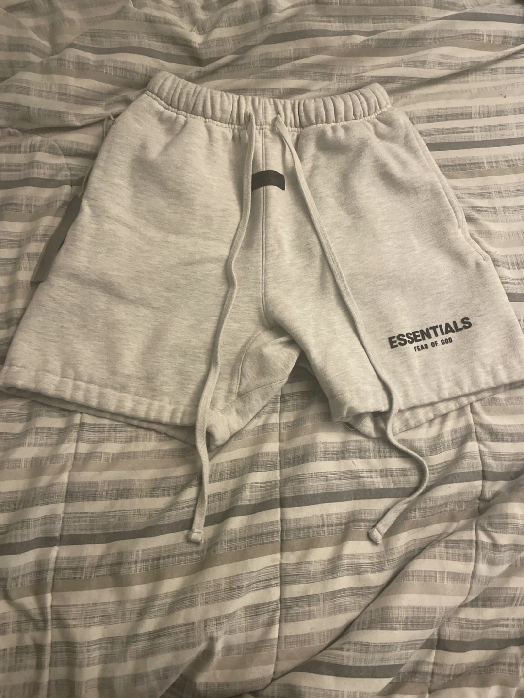 Essentials FOG shorts size xs