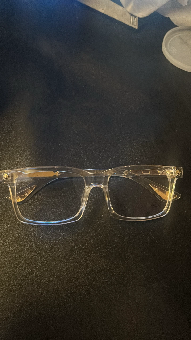 White Chrome Heart glasses(with accessories) - photo 2