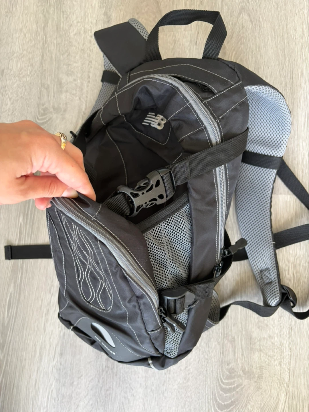 New Balance Black Hydration Daypack Vintage 🏈 - photo 2