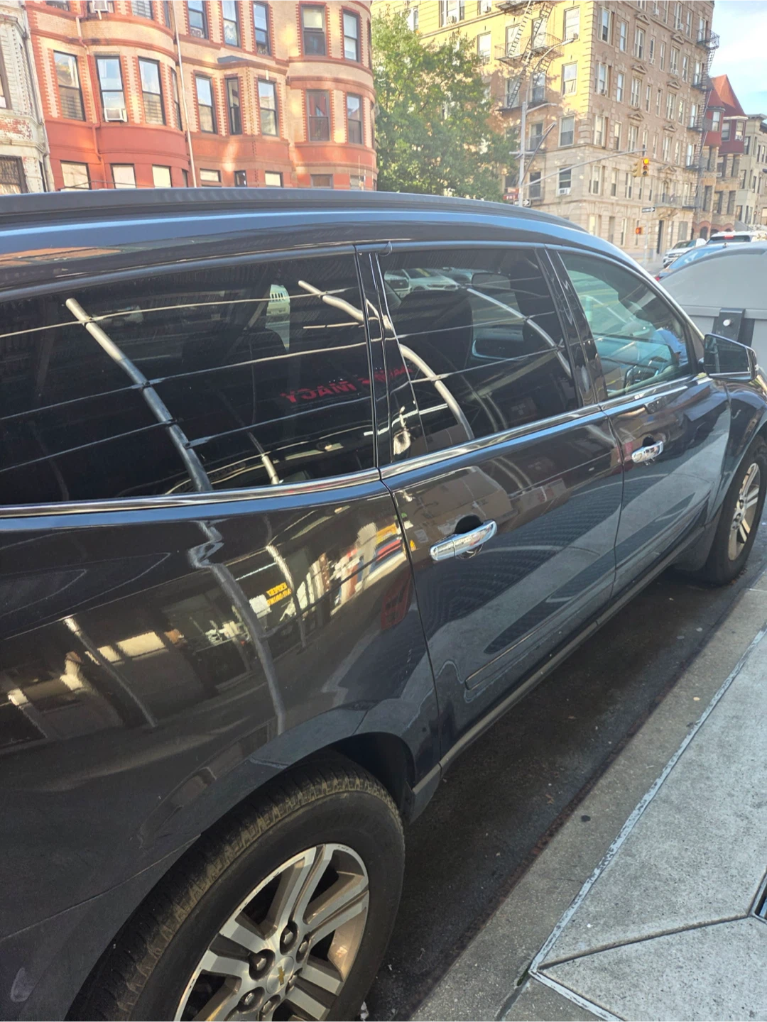 Chevrolet Traverse LT AWD - photo 4