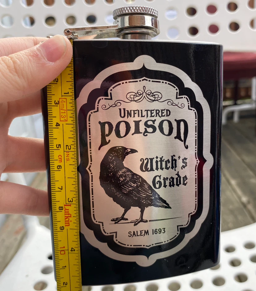 Metal flask 🏈 - photo 3