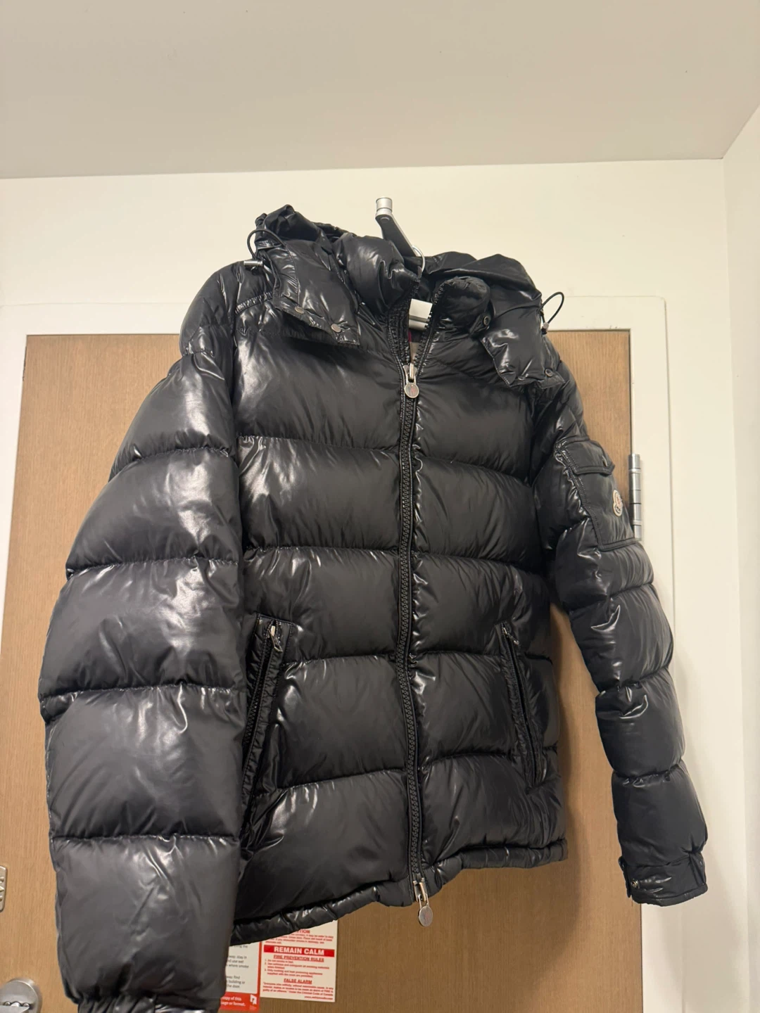 Moncler Puffer Jacket size E - photo 3