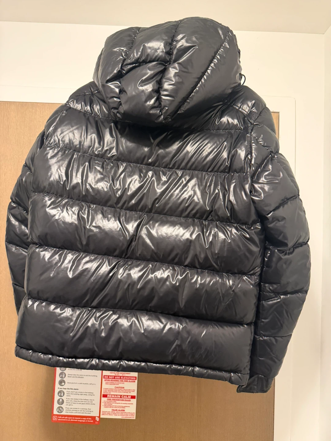Moncler Puffer Jacket size E - photo 4