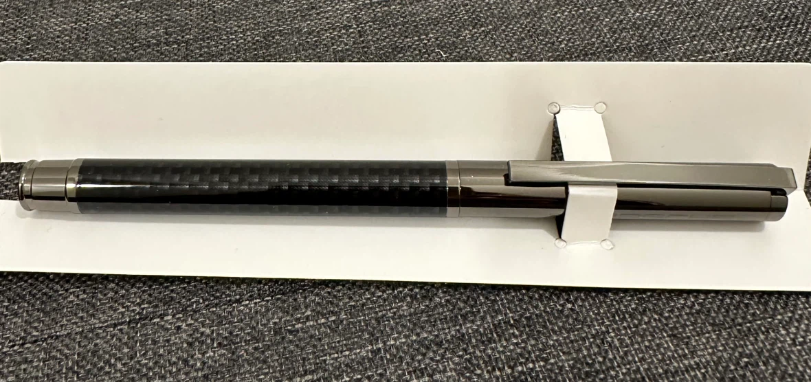 Brand NEW Porsche Macan Ballpoint Pen - photo 3