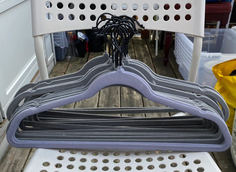19 felt coated hangers 🏈