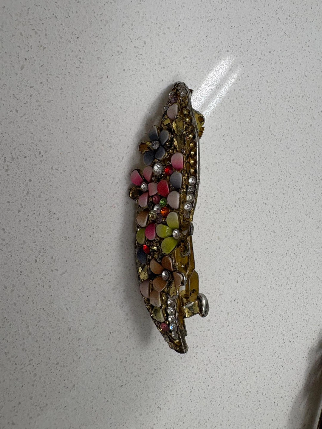 Floral Rhinestone Hair Clip 🏈