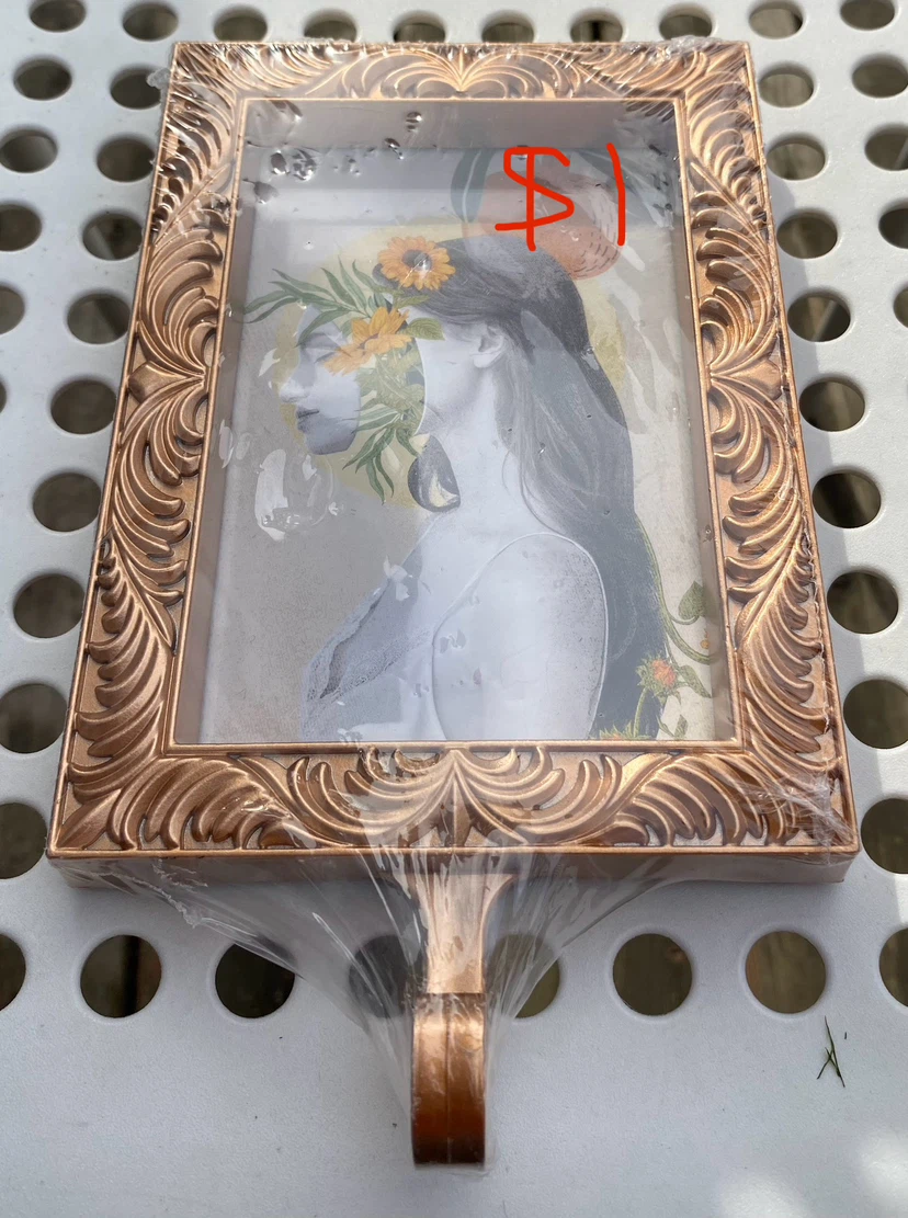 Several picture frames 🏈 - photo 5