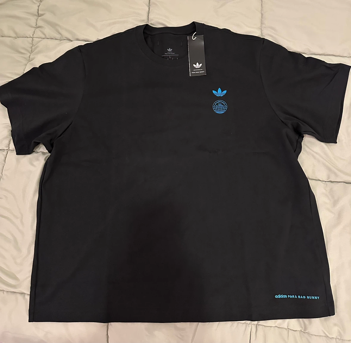 Brand NEW Adidas x Bad Bunny Para Bad Bunny T-Shirt Black