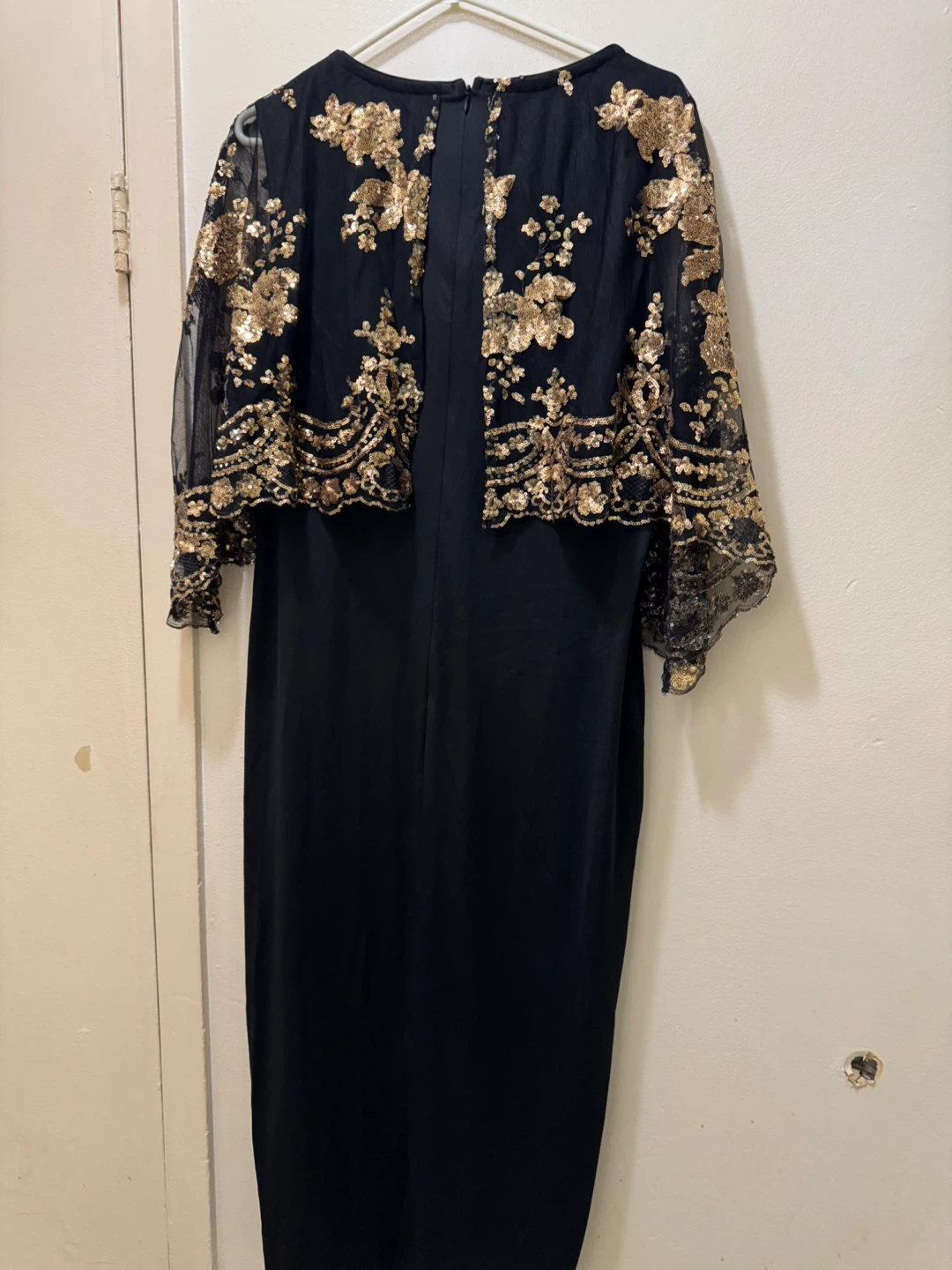 SHEIN Curve Black Dress with Gold Sequins 🏈 - photo 3