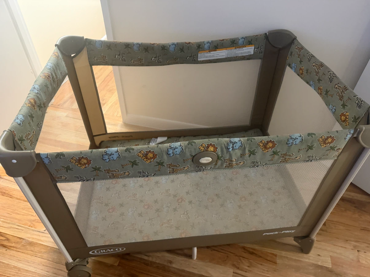 Graco Pack 'n Play Portable Playard