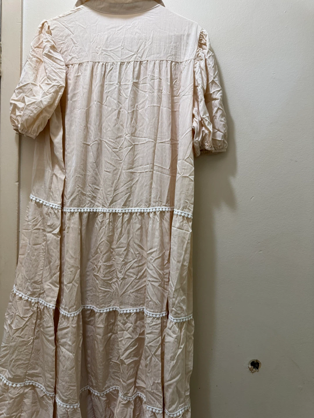 Light Beige Tiered Midi Dress 🏈 - photo 4