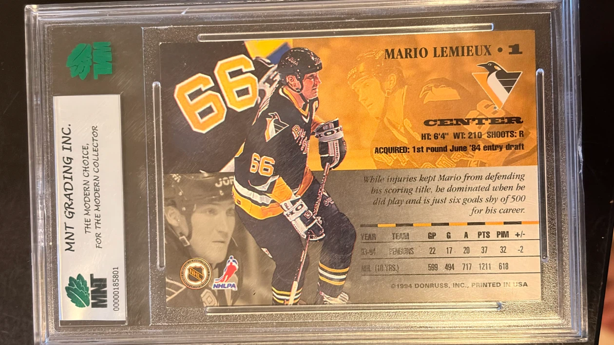 1994-95 Donruss Mario Lemieux Hockey Card (MNT 7.0) - photo 2