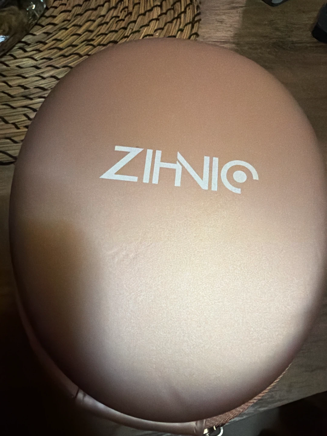 Zihnic Rose Gold Headphones 🏈 - photo 3
