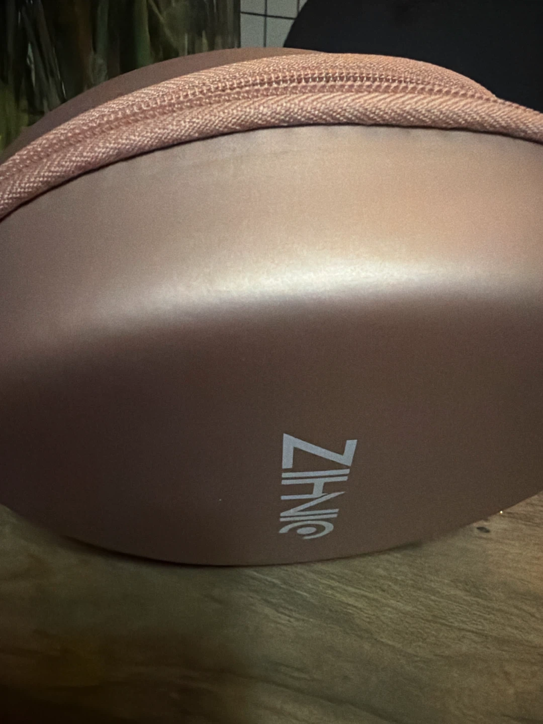 Zihnic Rose Gold Headphones 🏈 - photo 4