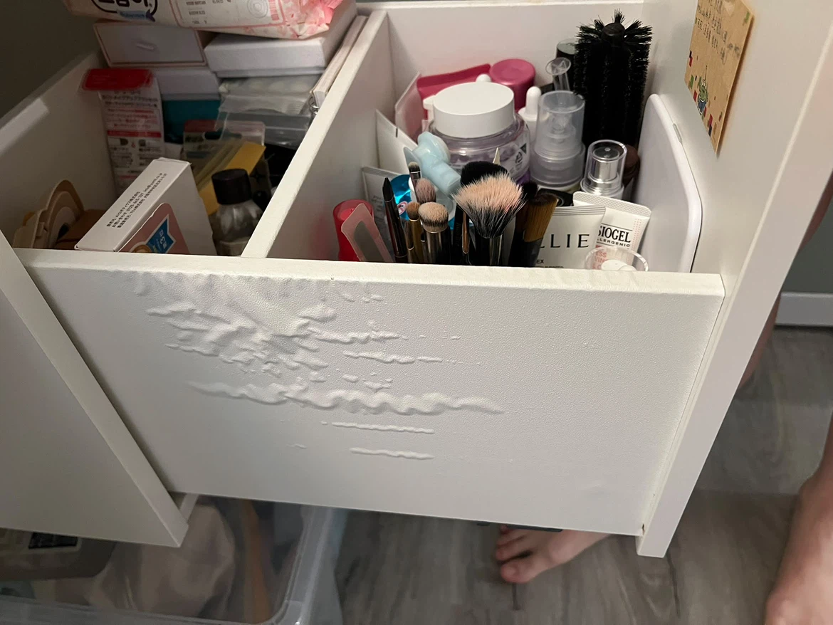 IKEA MICKE Desk with drawer and cabinet - photo 4