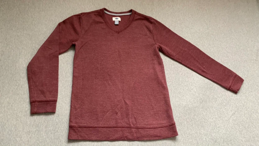 Old Navy V-Neck Sweater Maroon XL 🏈