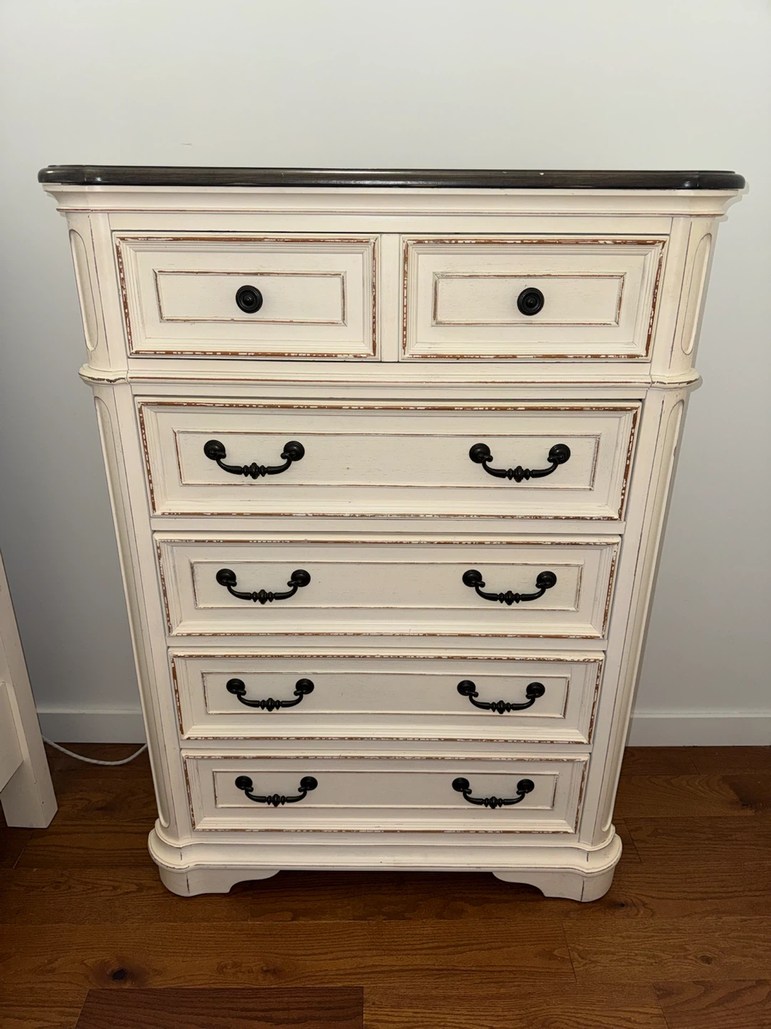 Bob's Scarlett 3-Piece Bedroom Set – Must Go by Thursday Night! - photo 3