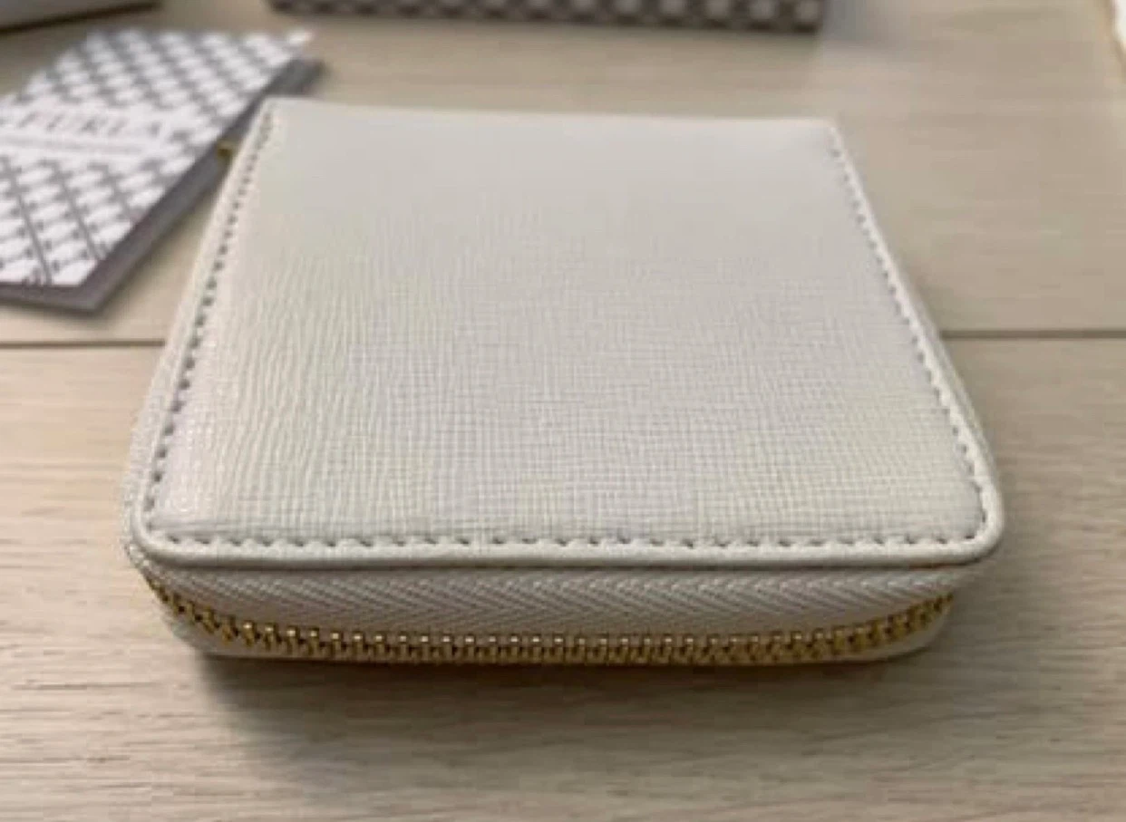 Furla White Zip-Around Wallet - photo 3