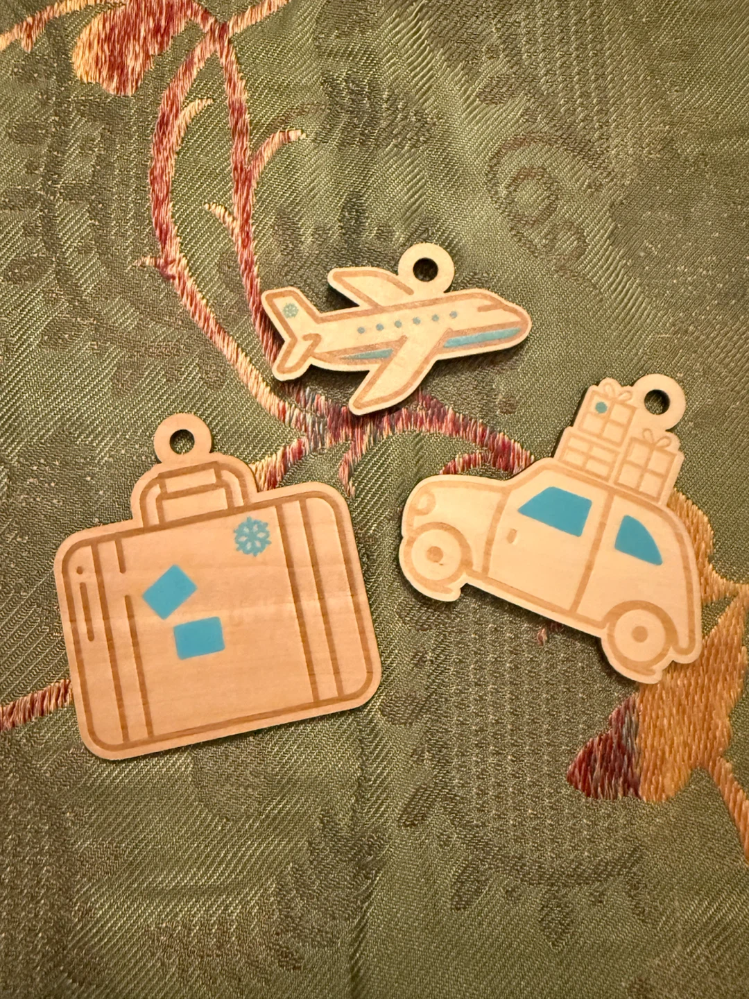 🏈Set of 3 Wooden Travel Ornaments