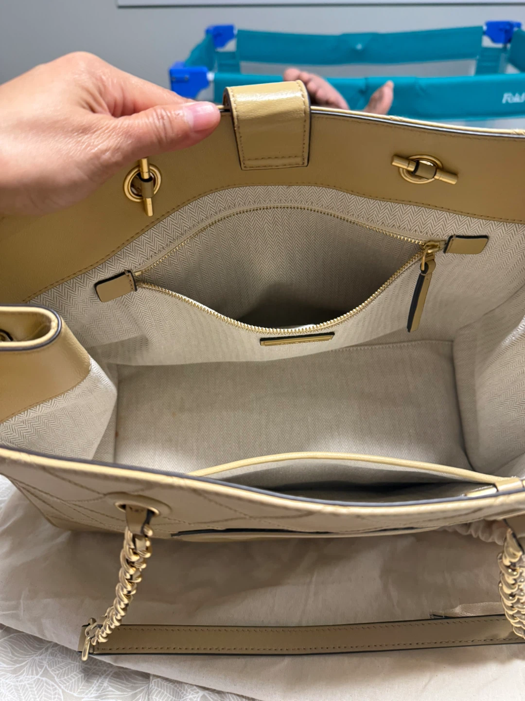 Tory Burch Quilted Leather Tote Bag - photo 3