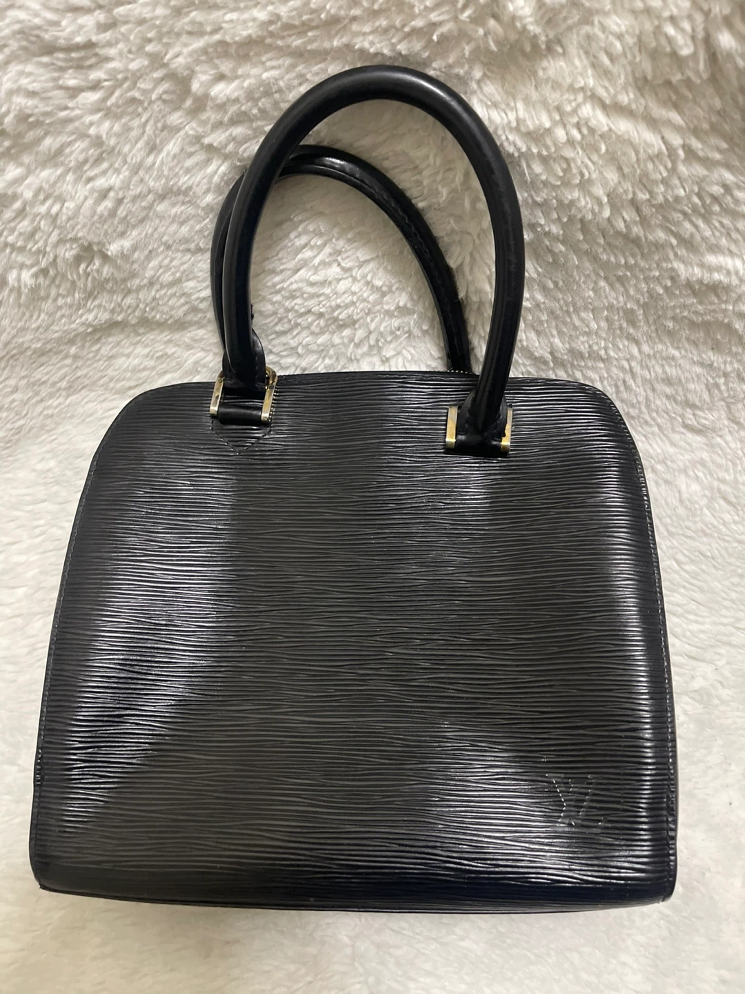 Louis Vuitton Epi Leather Handbag