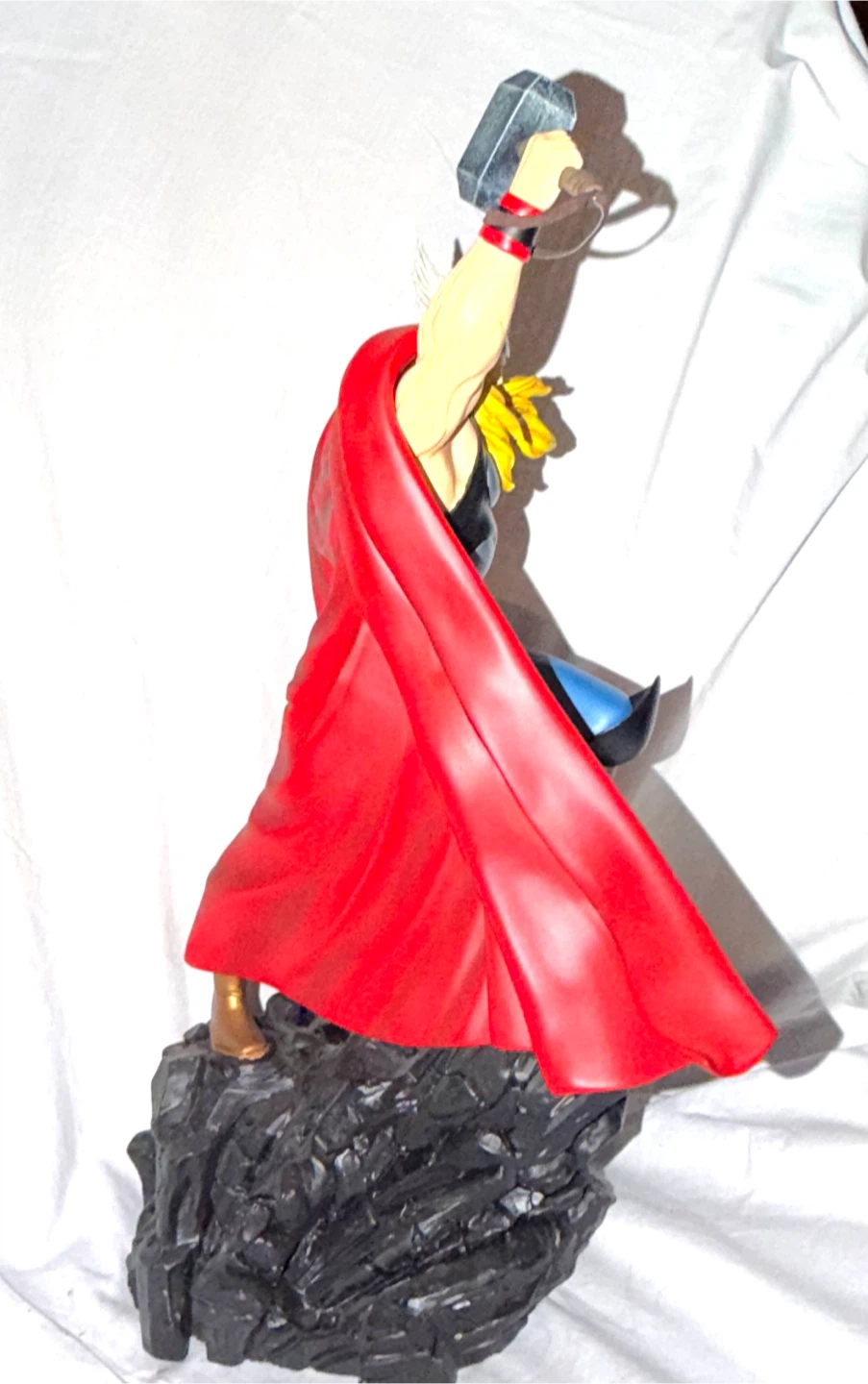 Bowen Designs Thor Marvel Limited Edition Statue - photo 4