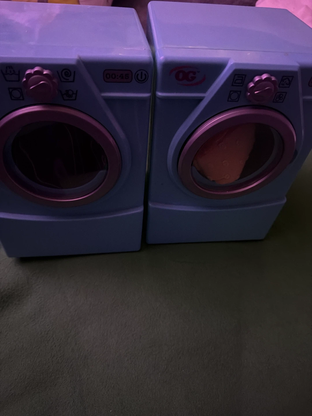 Our Generation Toy Washer and Dryer Set🏈