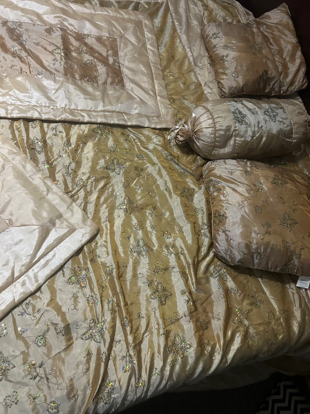 King bed Gold Sequined Bedding Set - photo 2
