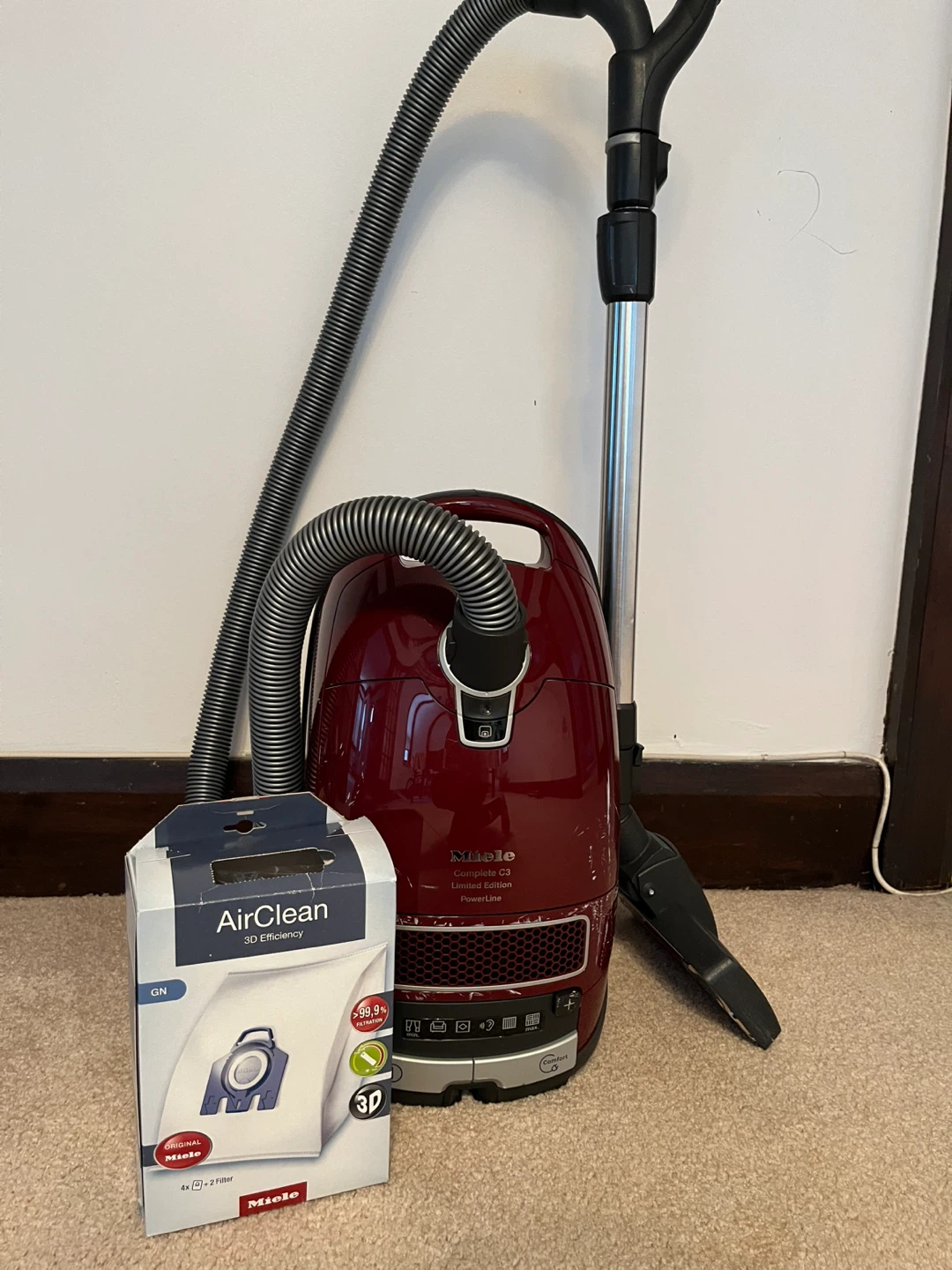 Miele Complete C3 Limited Edition Vacuum - photo 2