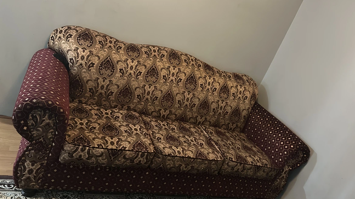 Damask Pattern Three-Seater Sofa