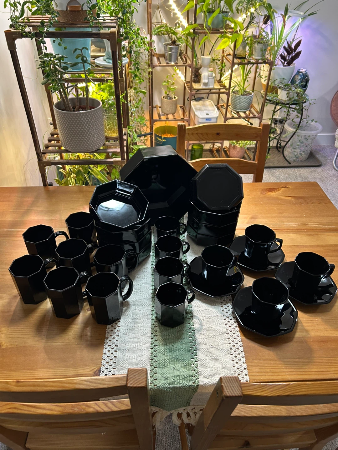 French Arcoroc Octime Dinnerware Set