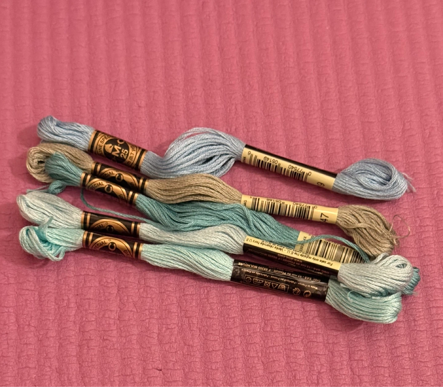 NEW✨🏈Set of 5 DMC Mouline Special Embroidery Floss - photo 2