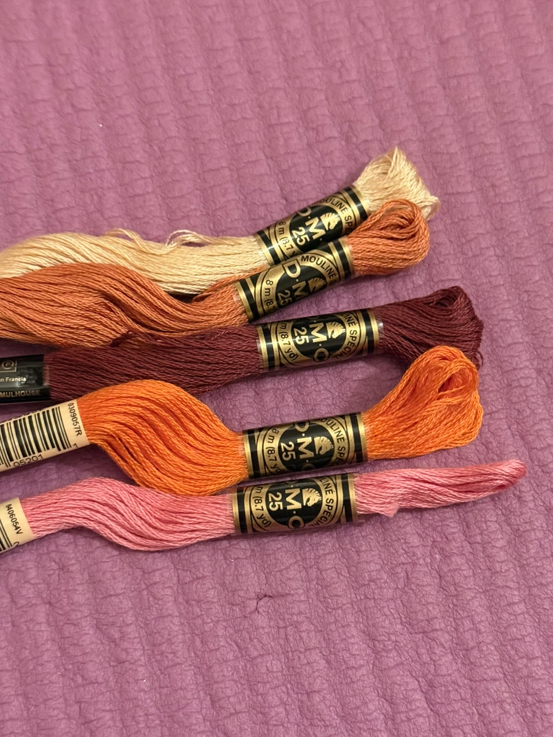 NEW✨🏈Set of 5 DMC Embroidery Floss Skeins- Red