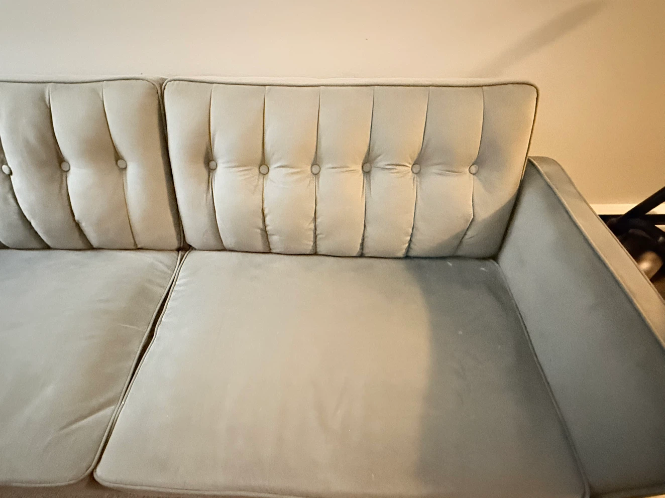 Tufted Velvet Sofa bed - photo 4