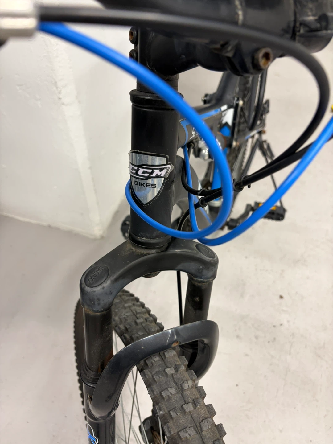 CCM Mountain Bike - photo 3