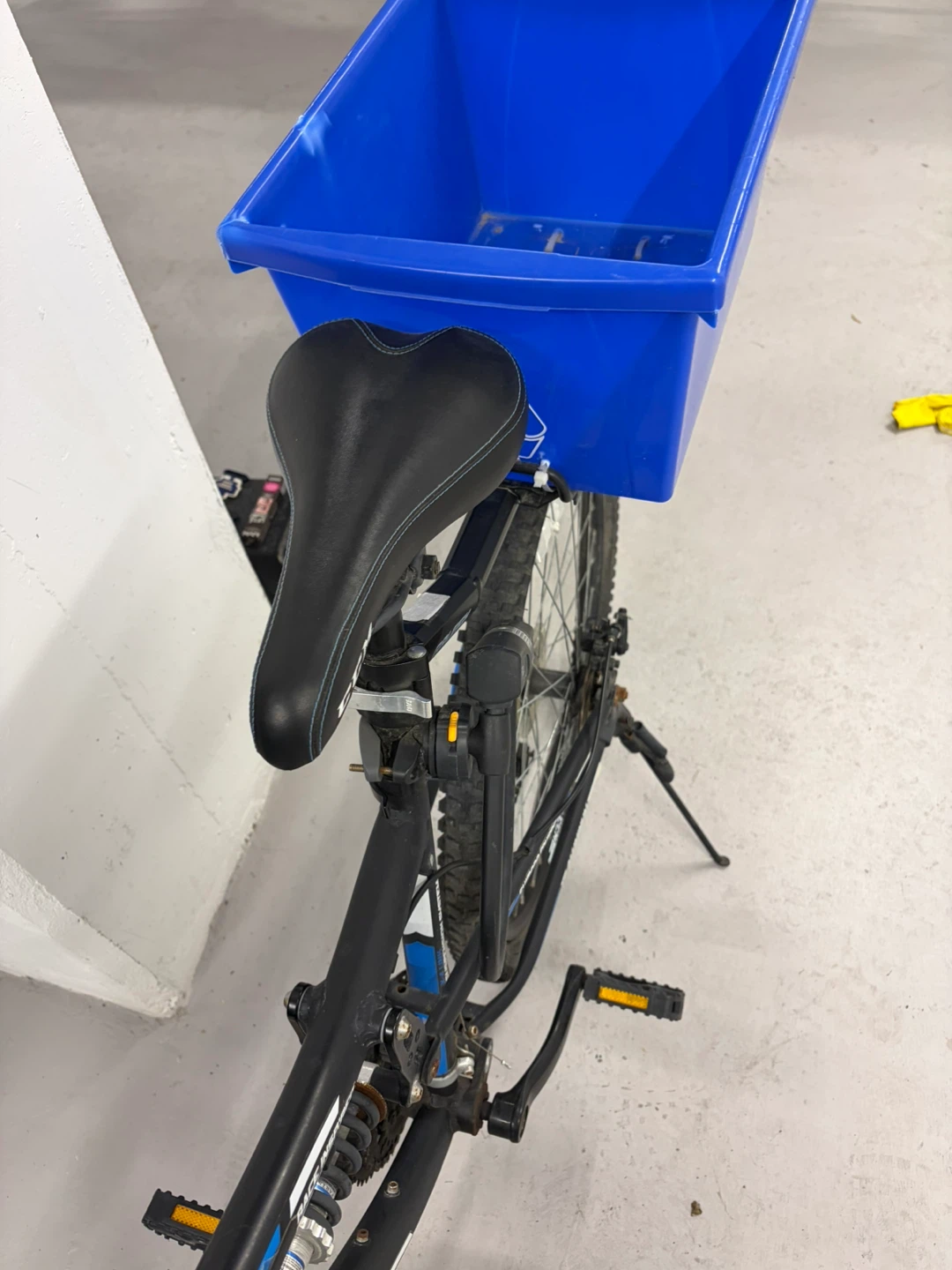CCM Mountain Bike - photo 4