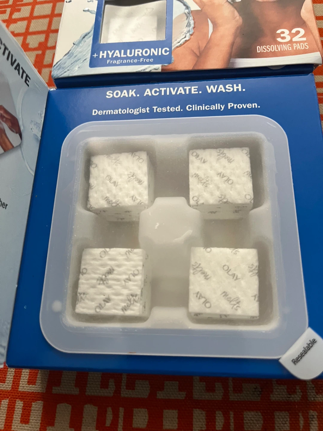Two Boxes of Olay Cleansing Melts (32 Pads Each) 🏈 - photo 2