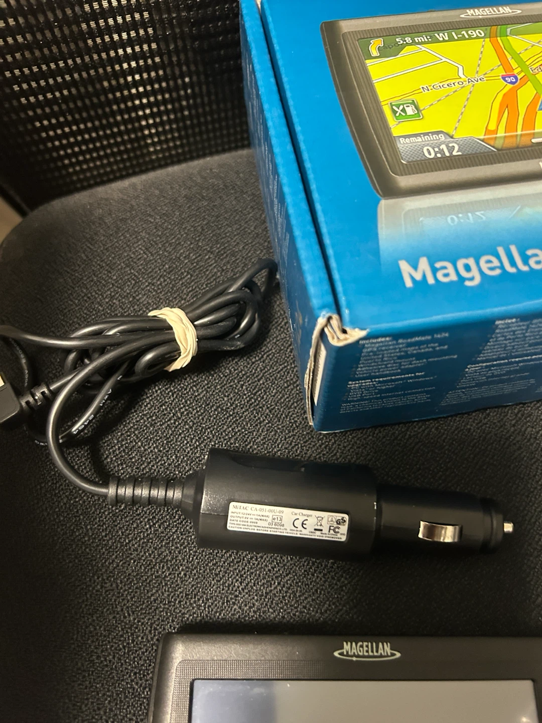 Magellan RoadMate 1424 GPS Navigator - photo 3