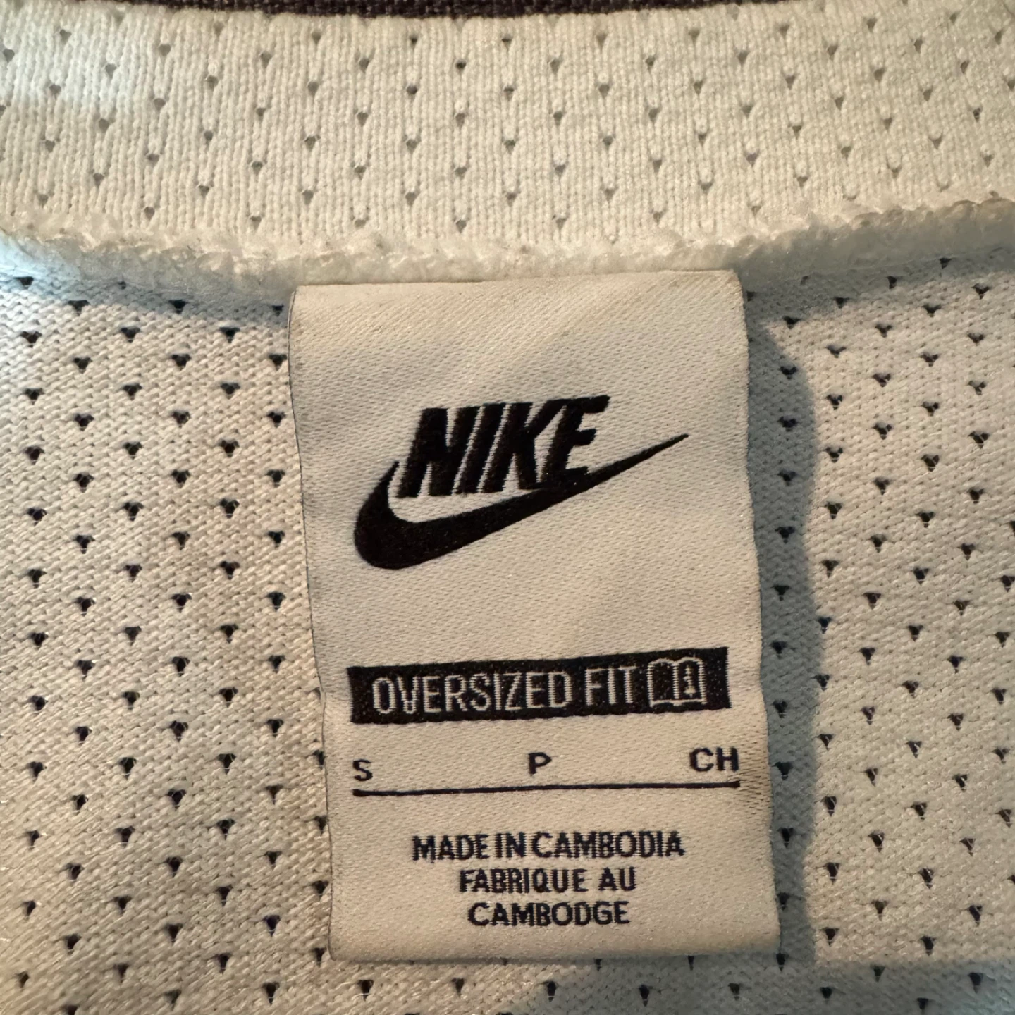Nike Oversized Mesh Jersey White and Red - photo 2
