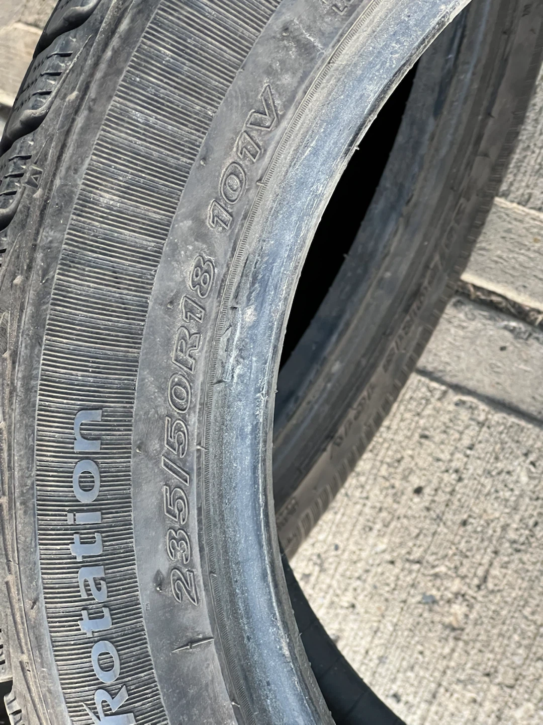 2x Nexen Winguard SUV Winter Tires 235 50 R18 - photo 2