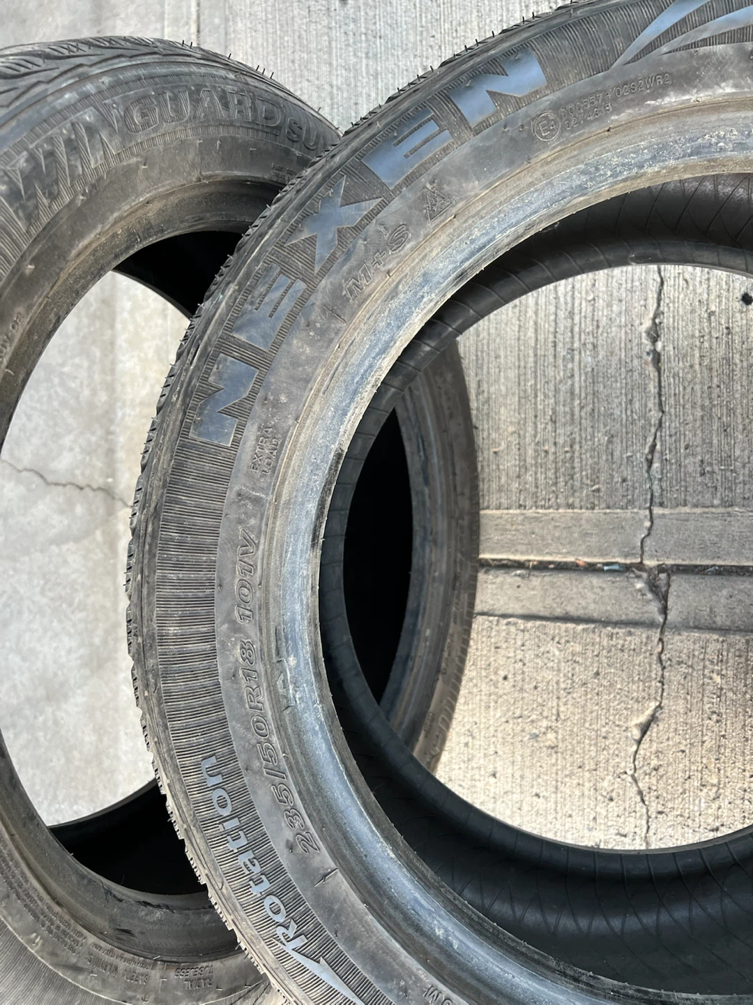 2x Nexen Winguard SUV Winter Tires 235 50 R18 - photo 3