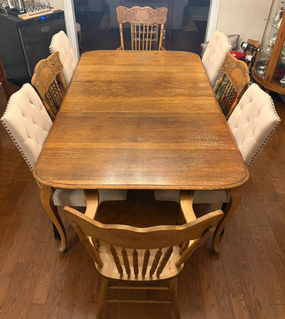 Dinning table and chairs - photo 2