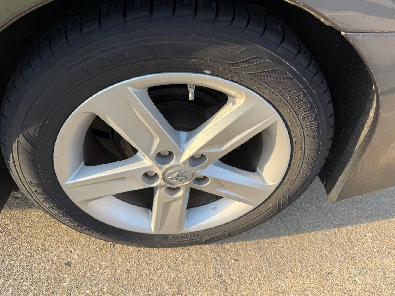 2013 Toyota Camry SE - photo 5