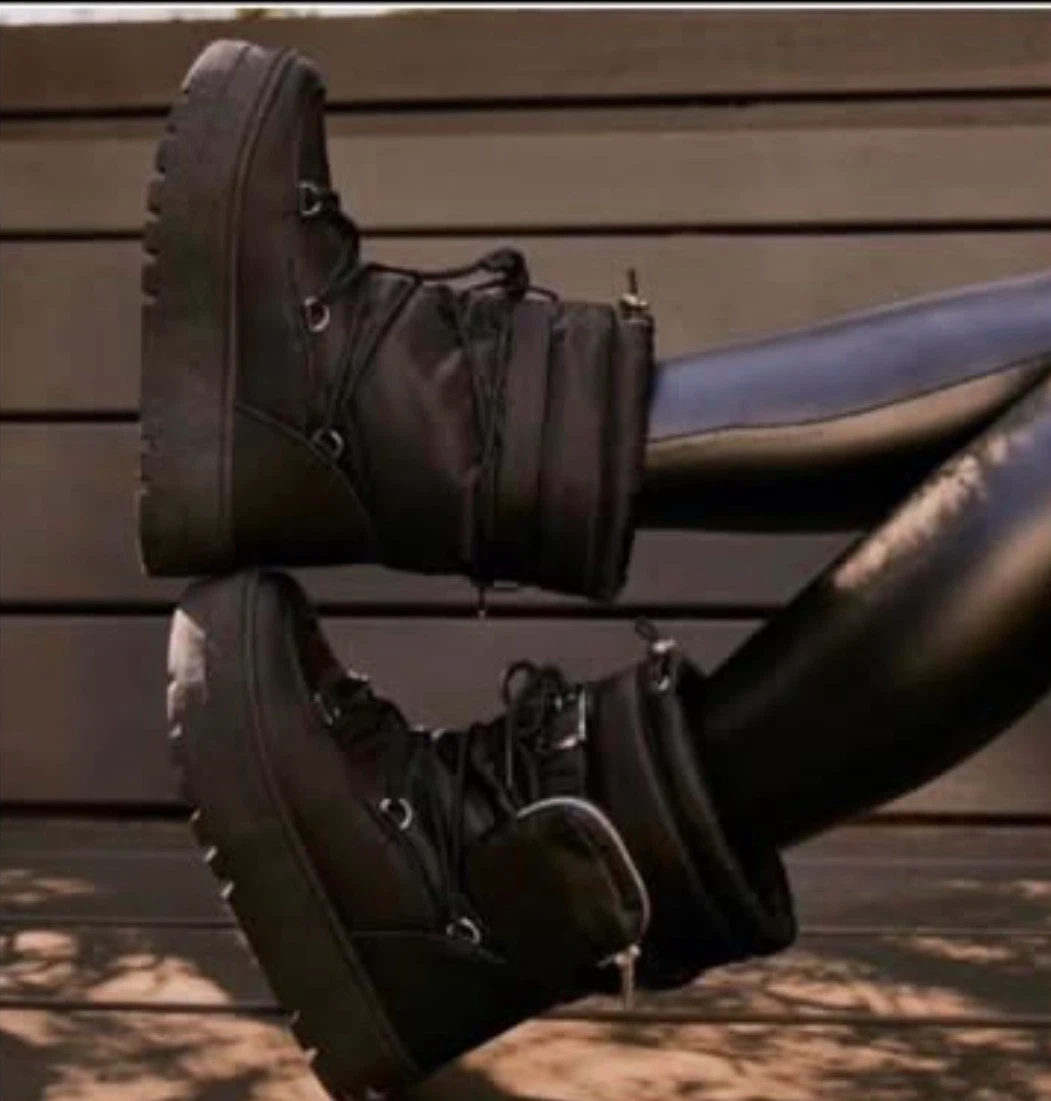 SZ 7.5- ShoeDazzle Mila Cold Weather Bootie