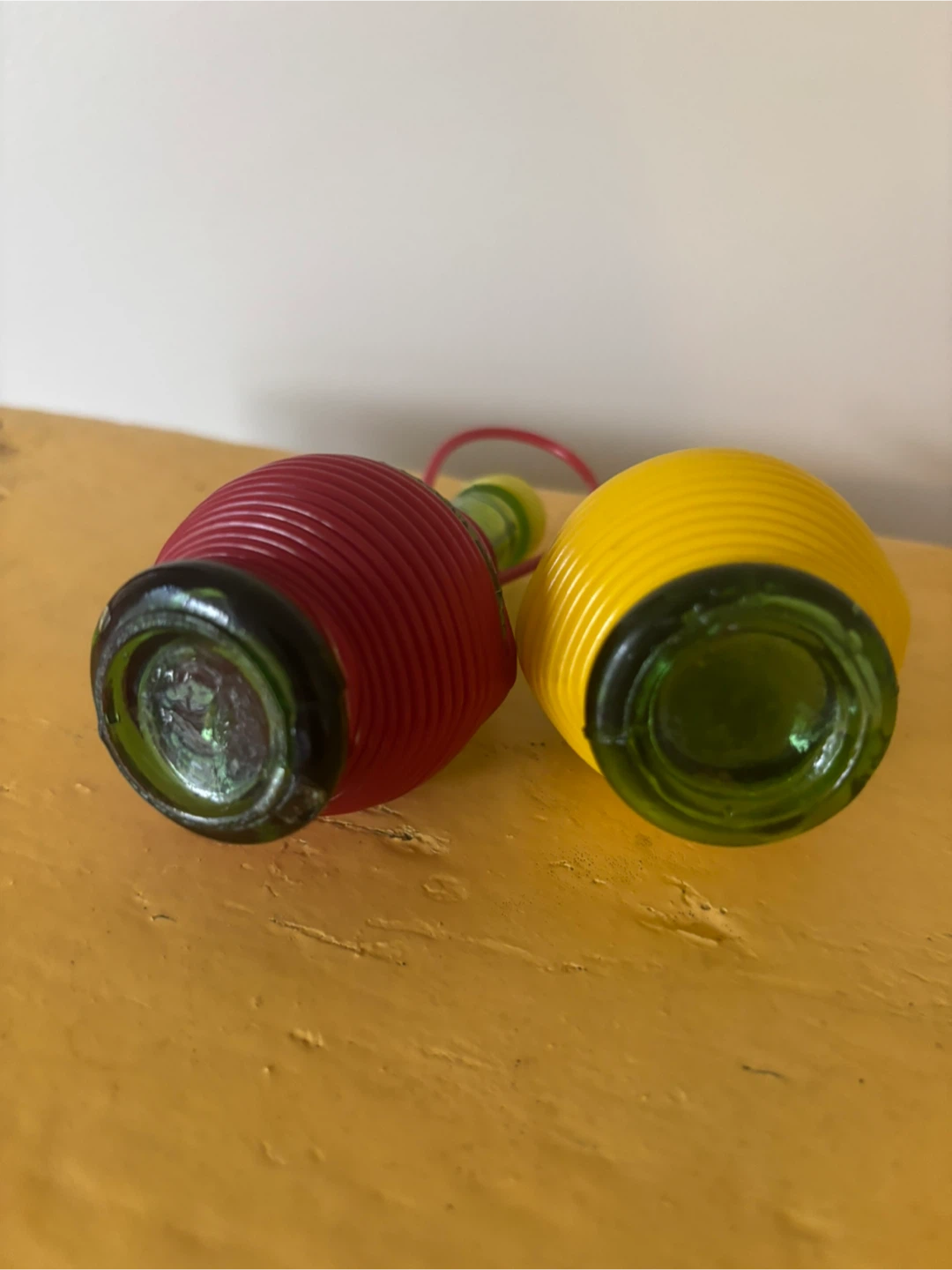Vintage Italian Chianti Wine Green Glass Salt and Pepper Shakers - photo 3